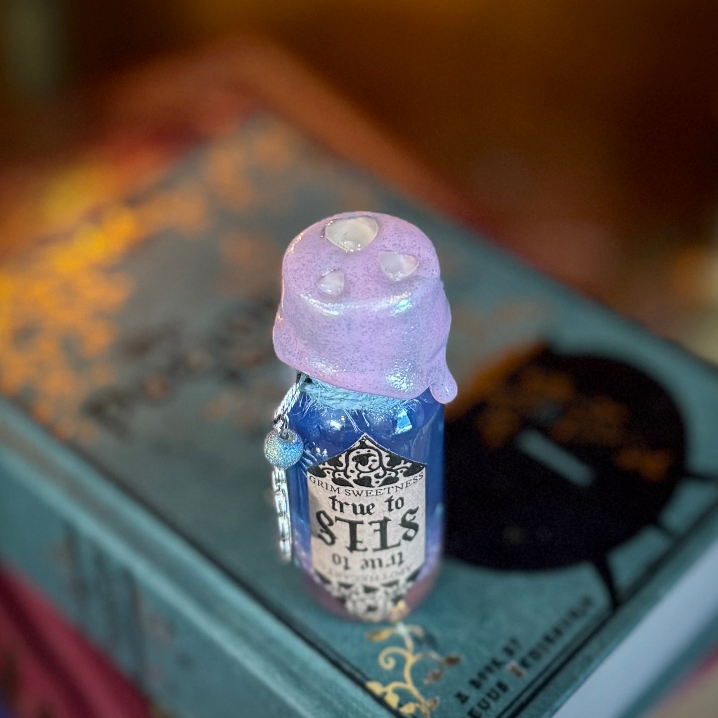 True to Self, A Blue to Pink Color Change Mini Potion Bottle Fidget