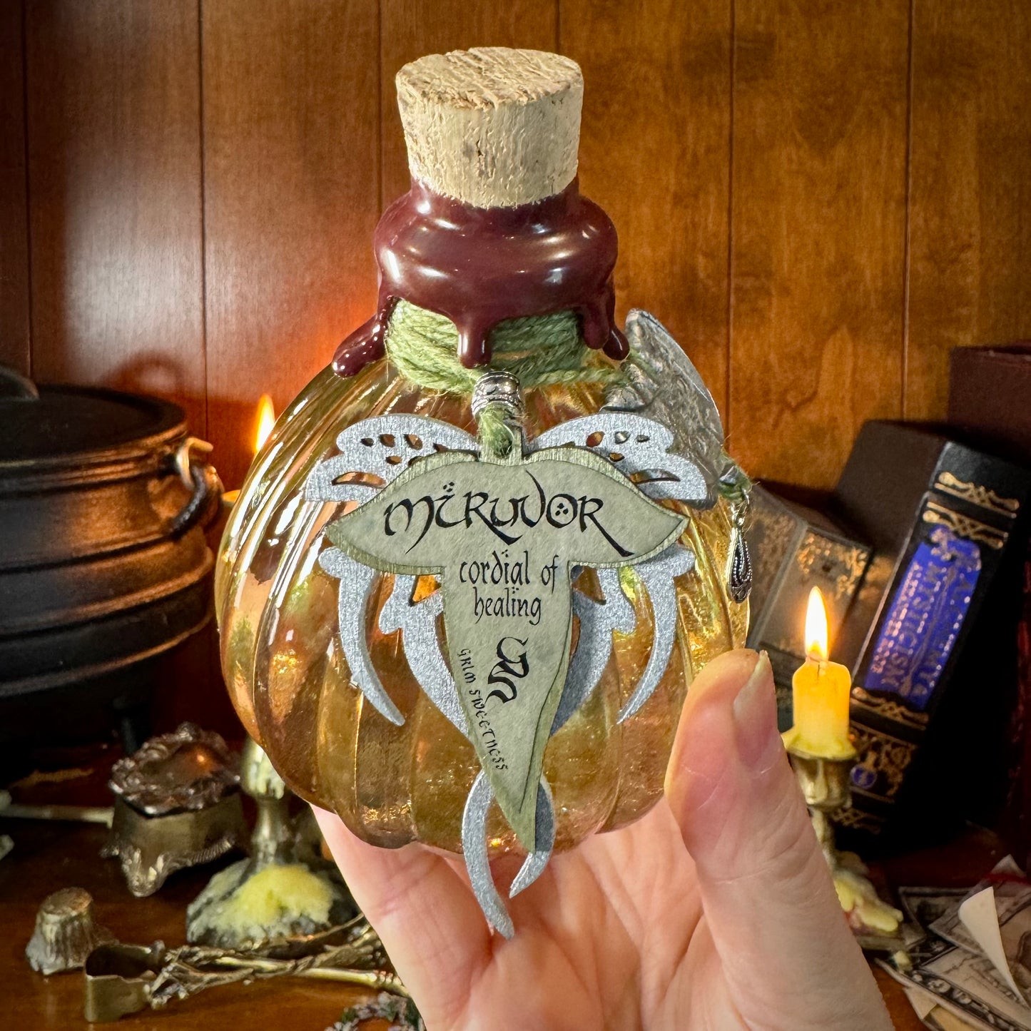 Miruvor, A Color Shifting Fantasy Potion Bottle Prop