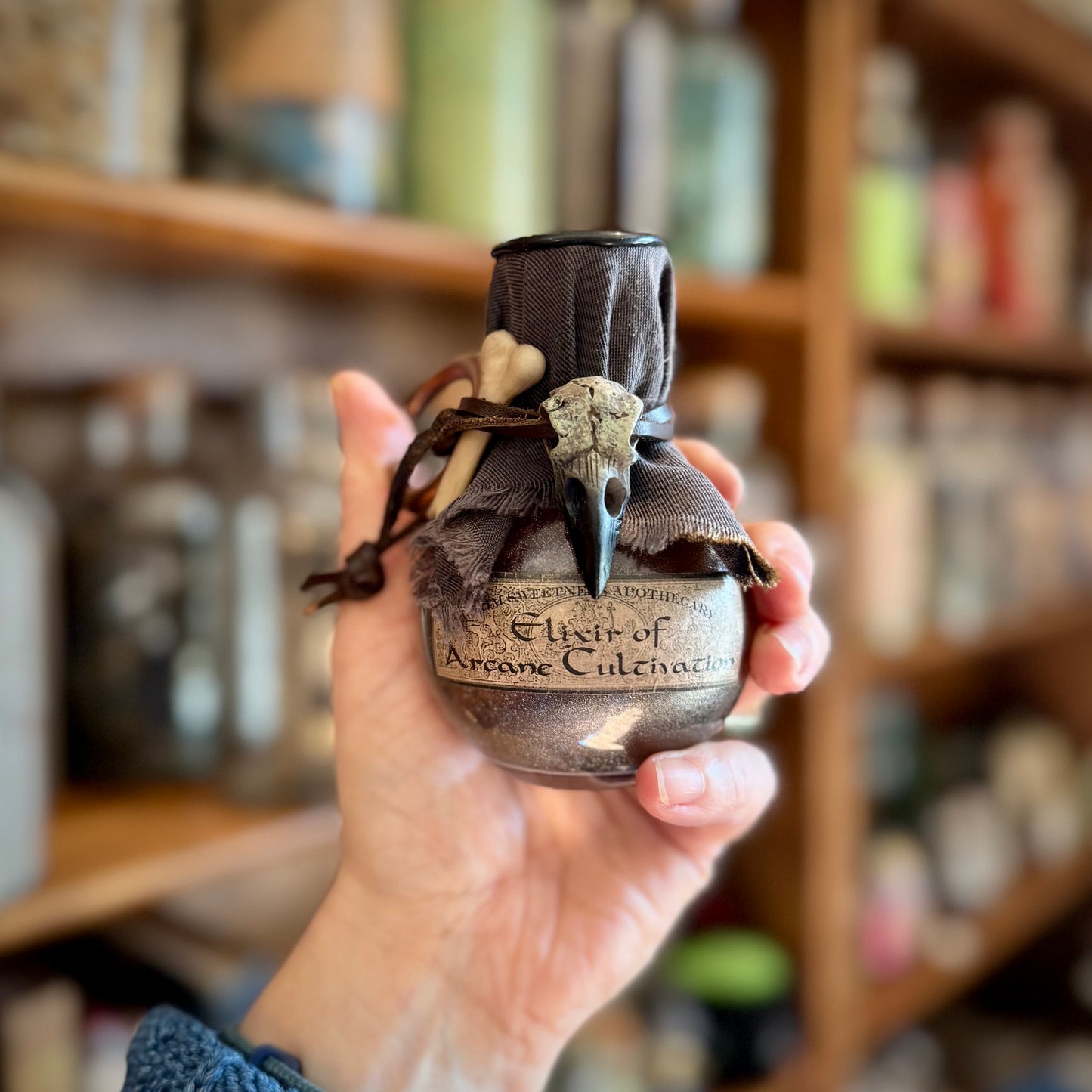 Elixir of Arcane Cultivation, A Color-Shifting Decorative Potion Bottle Prop