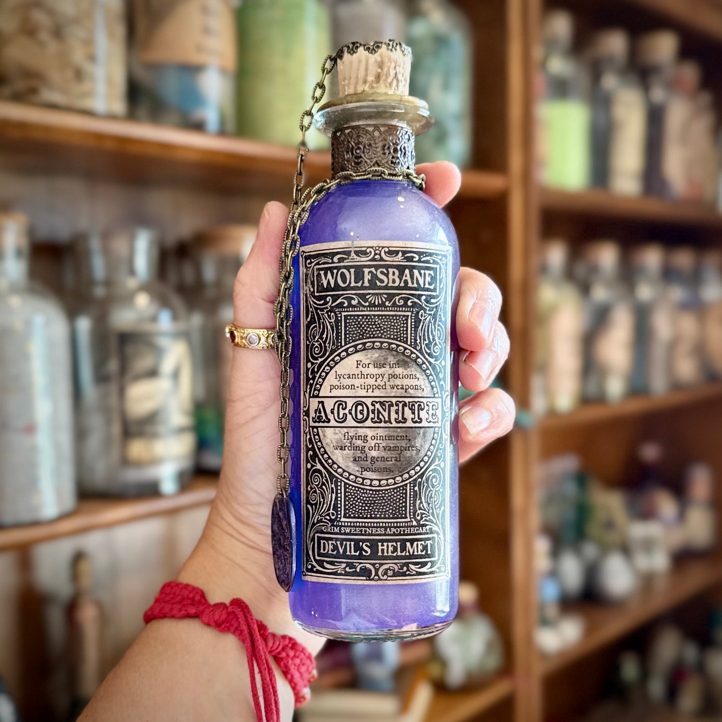 Wolfsbane Potion, Color Changing Potion Bottle Prop