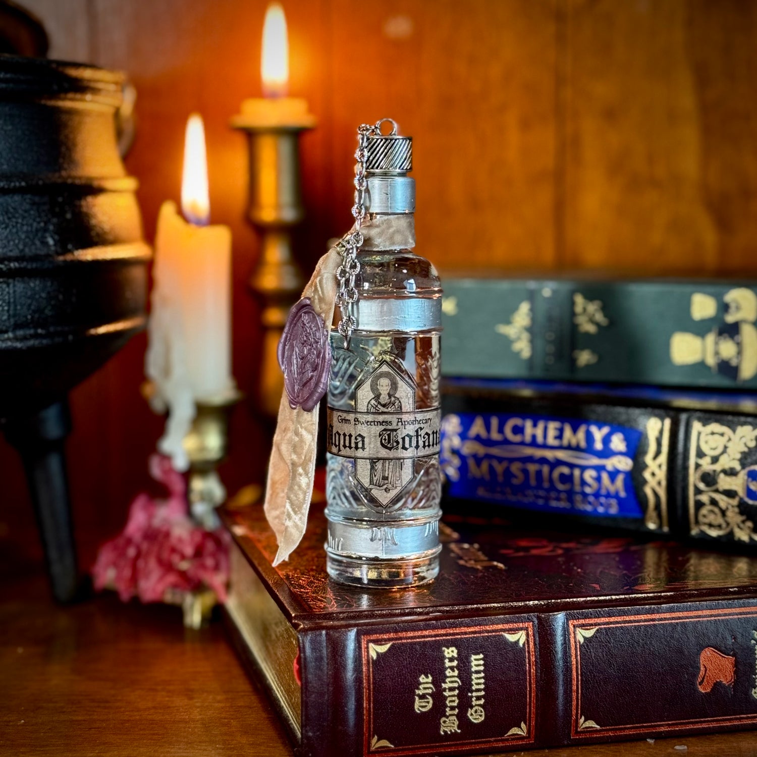 Aqua Tofana, A Color Change Decorative Potion Bottle