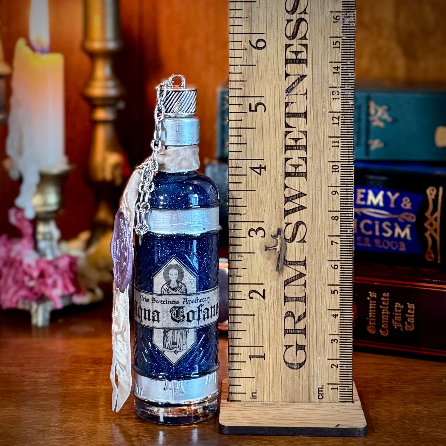 Aqua Tofana, A Color Change Decorative Potion Bottle