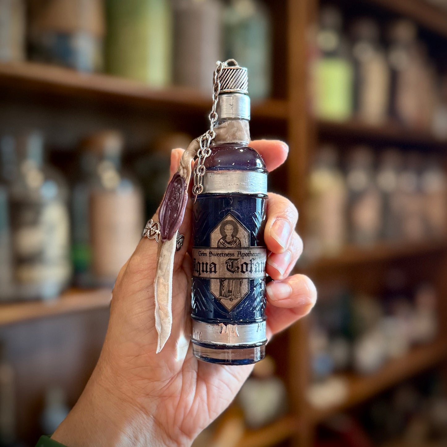 Aqua Tofana, A Color Change Decorative Potion Bottle
