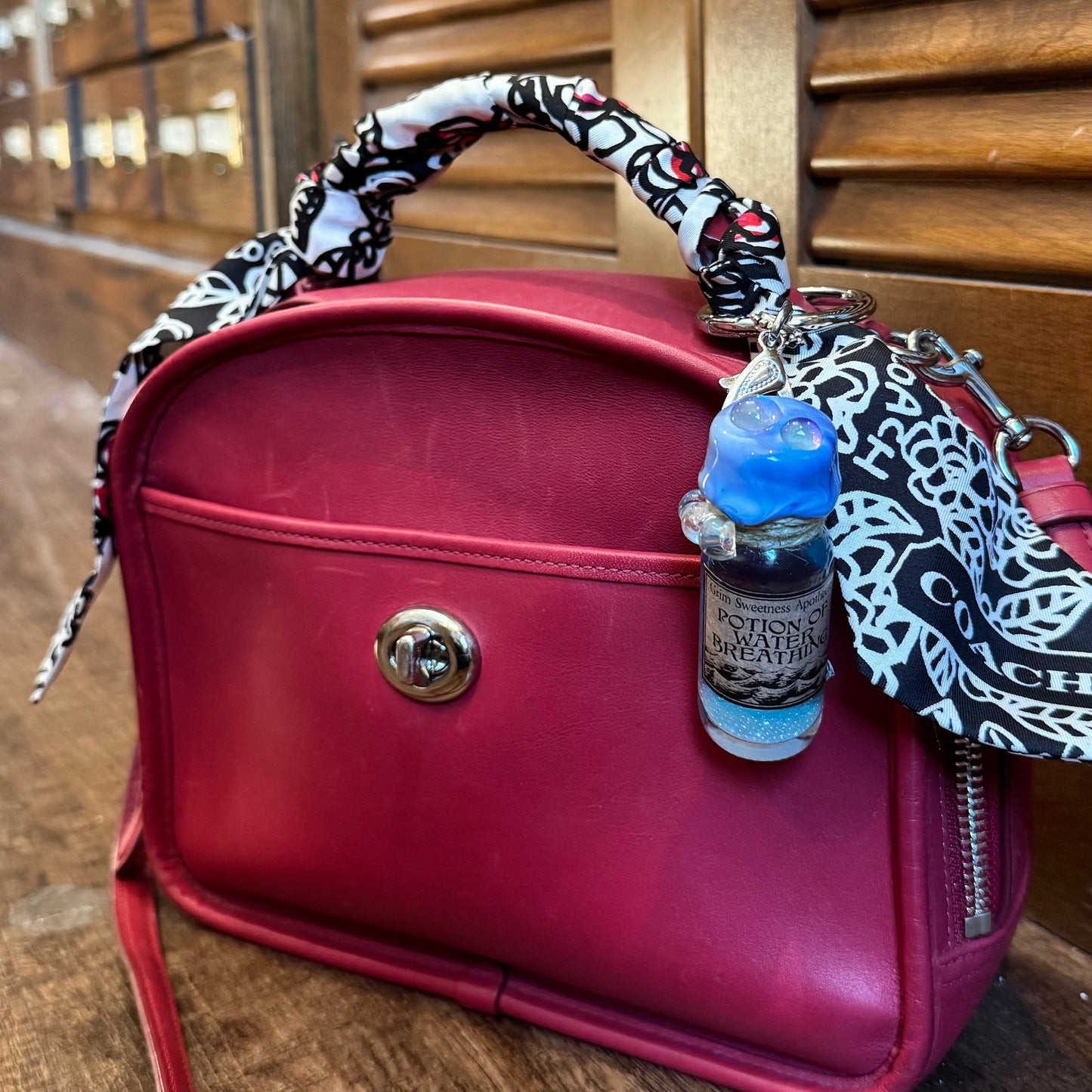 Potion Hanging Clip