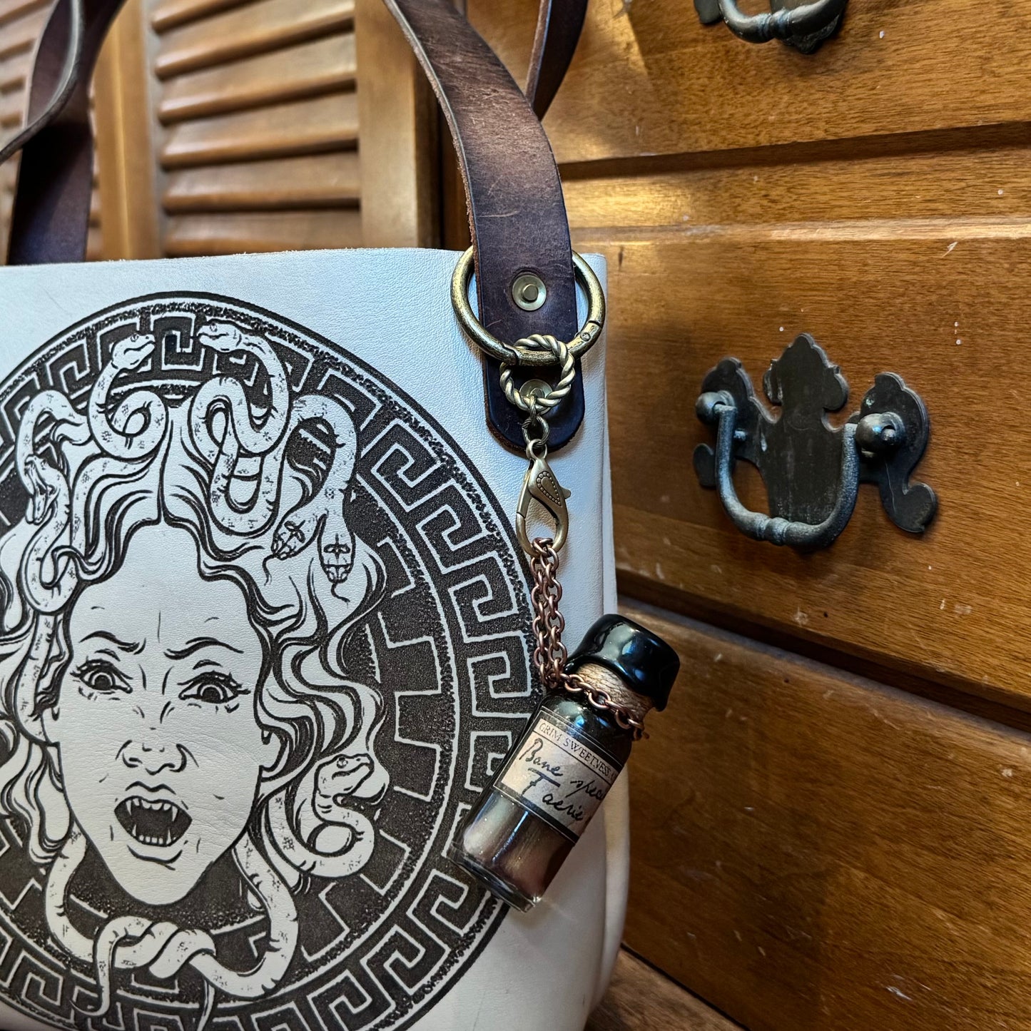 Potion Hanging Clip