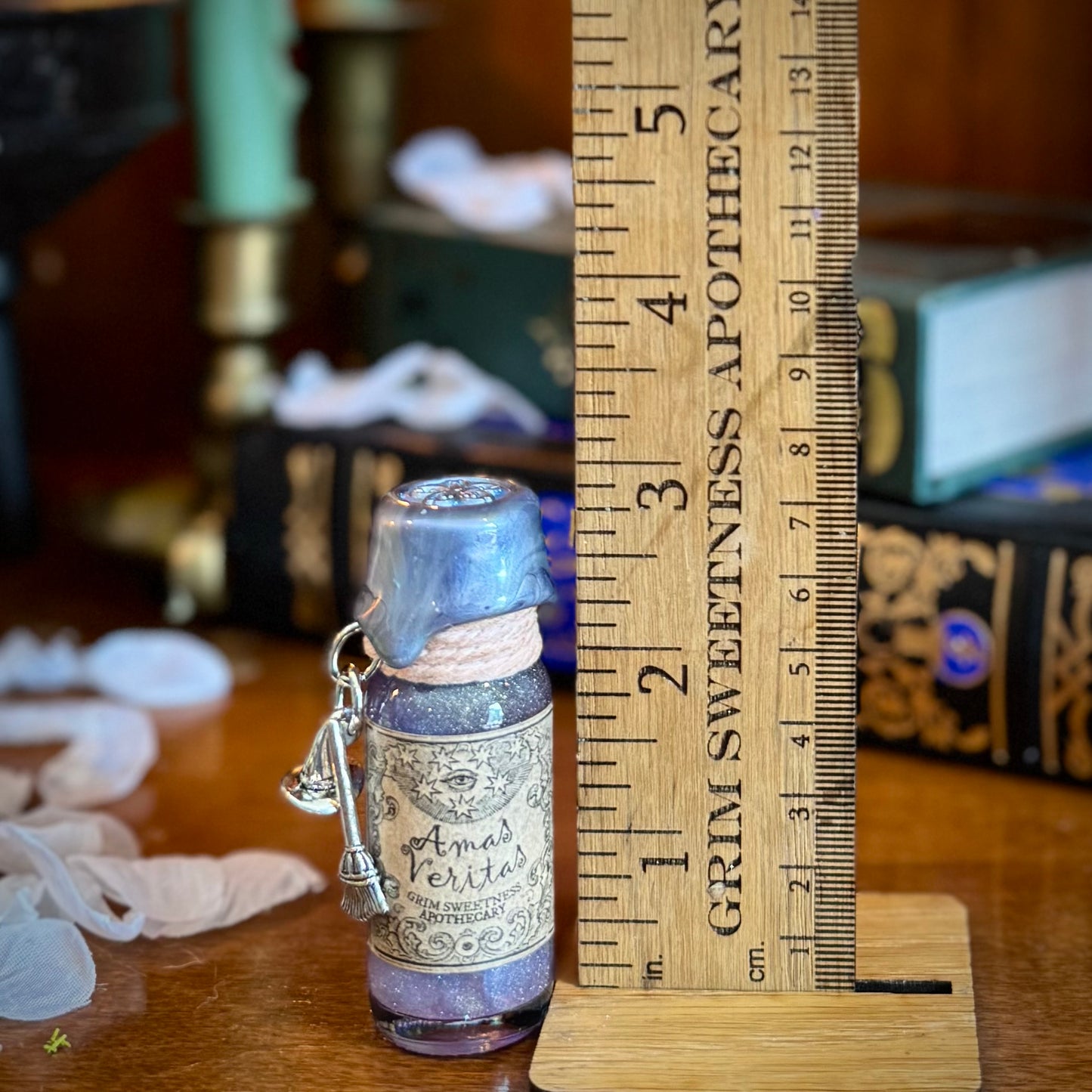 Amas Veritas Mini Fidget Potion Bottle