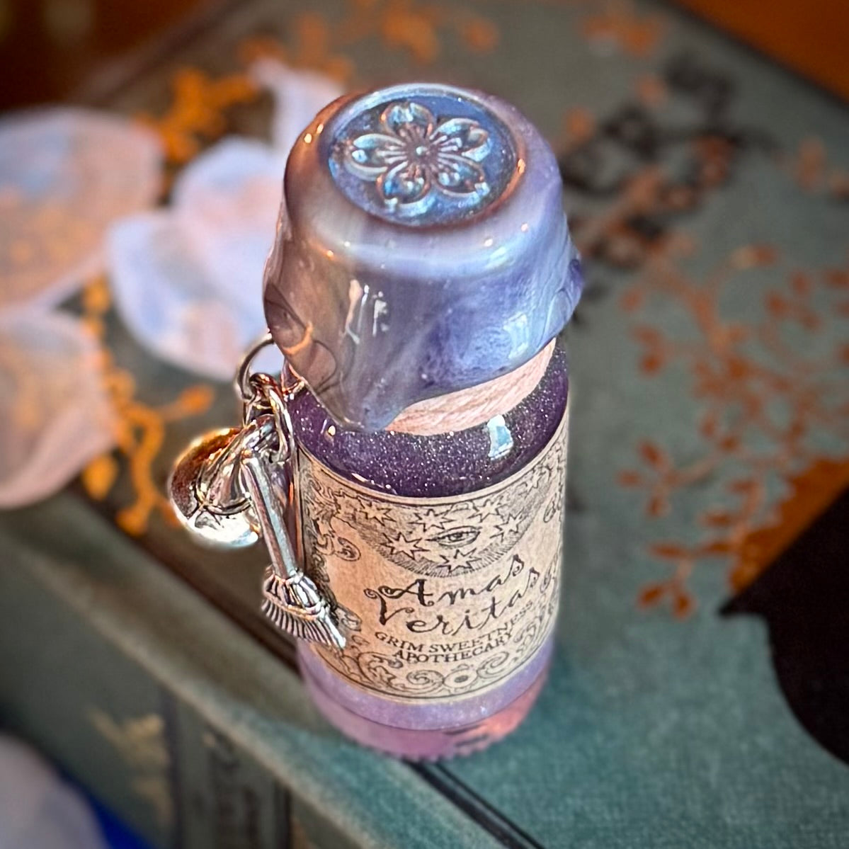 Amas Veritas Mini Fidget Potion Bottle
