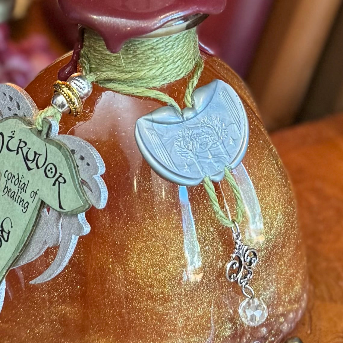 Miruvor, A Color Shifting Fantasy Potion Bottle Prop