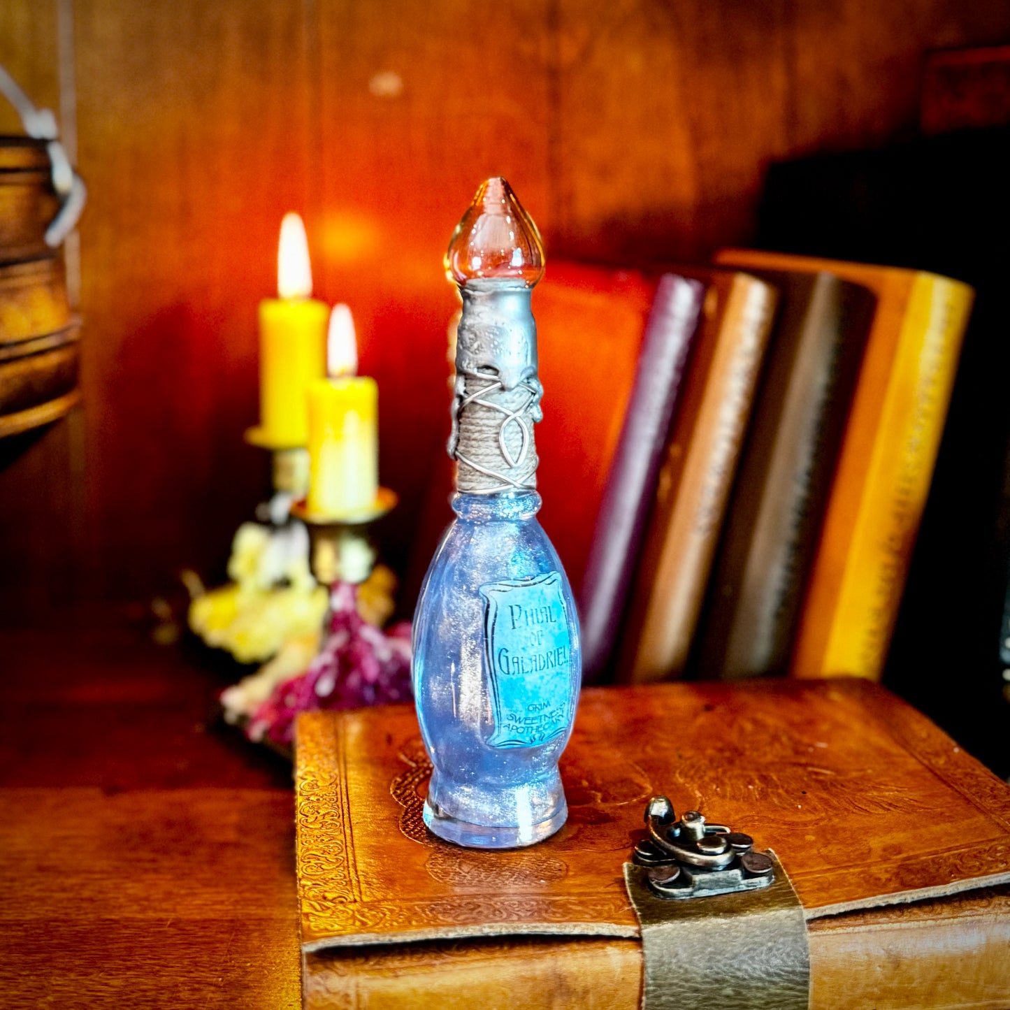Phial of Galadriel, A Color Changing Fantasy Potion Bottle Prop