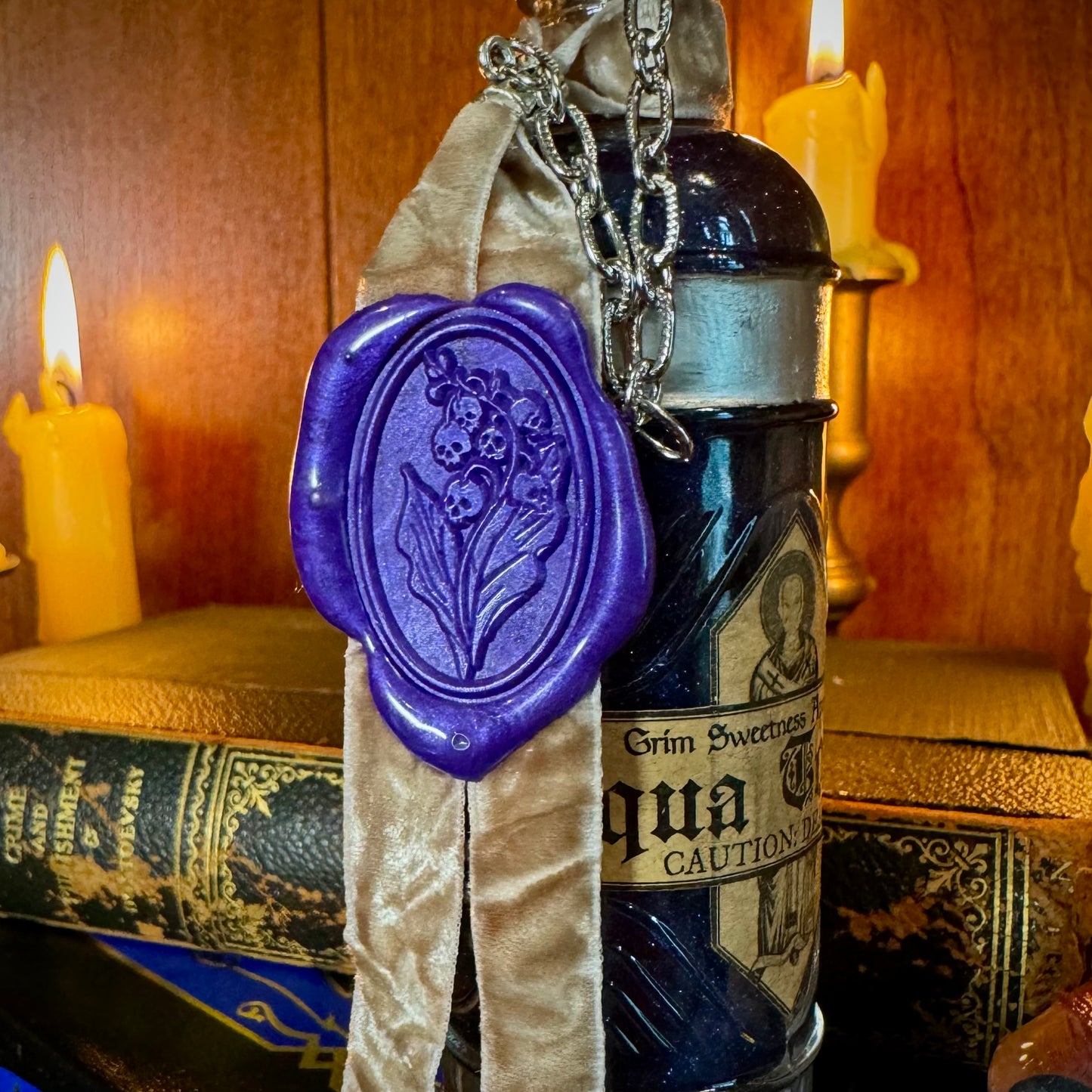 Aqua Tofana, A Color Change Decorative Potion Bottle