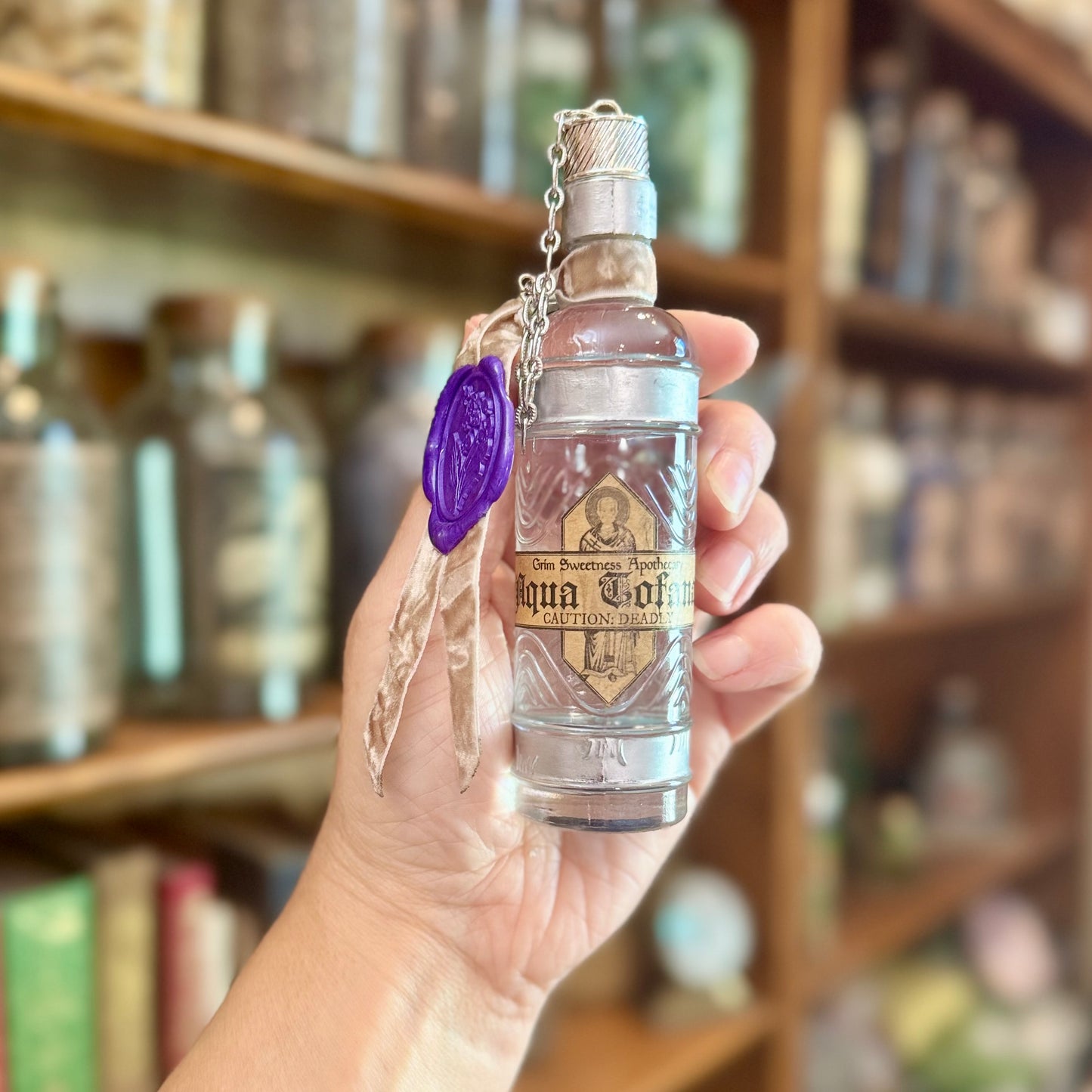 Aqua Tofana, A Color Change Decorative Potion Bottle