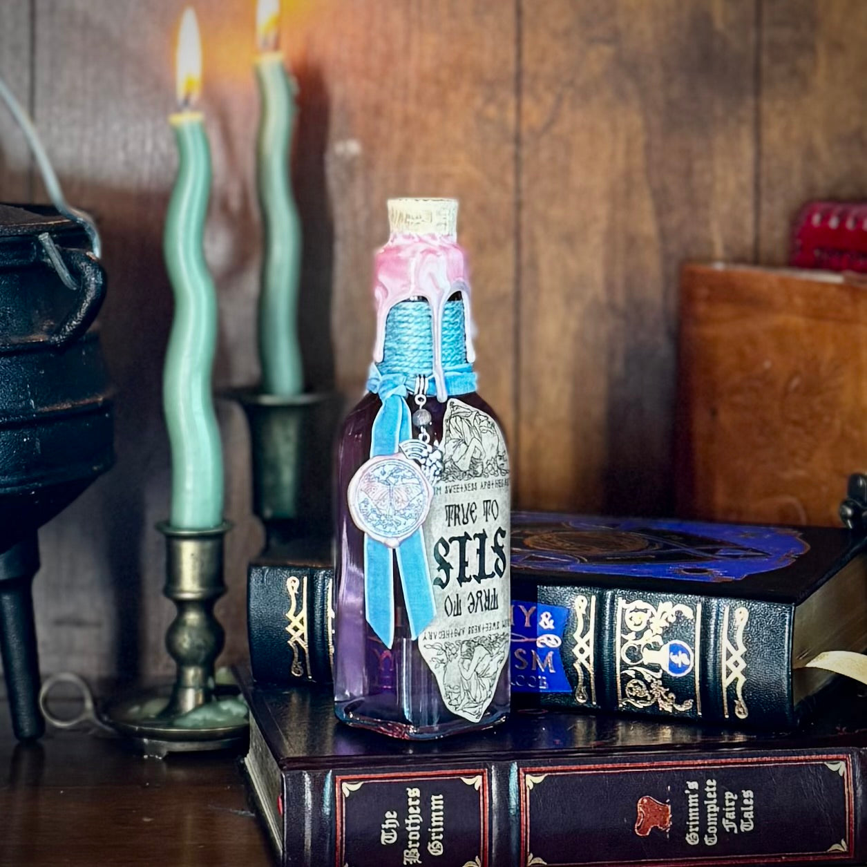 True To Self Potion -PINK TO BLUE- Color Change Potion Bottle Prop