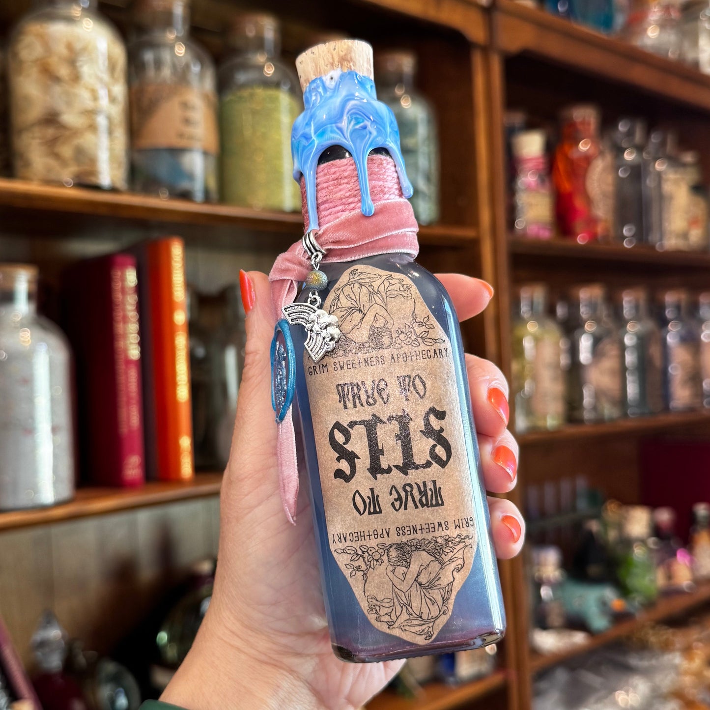 True To Self Potion -BLUE TO PINK- Color Change Potion Bottle Prop