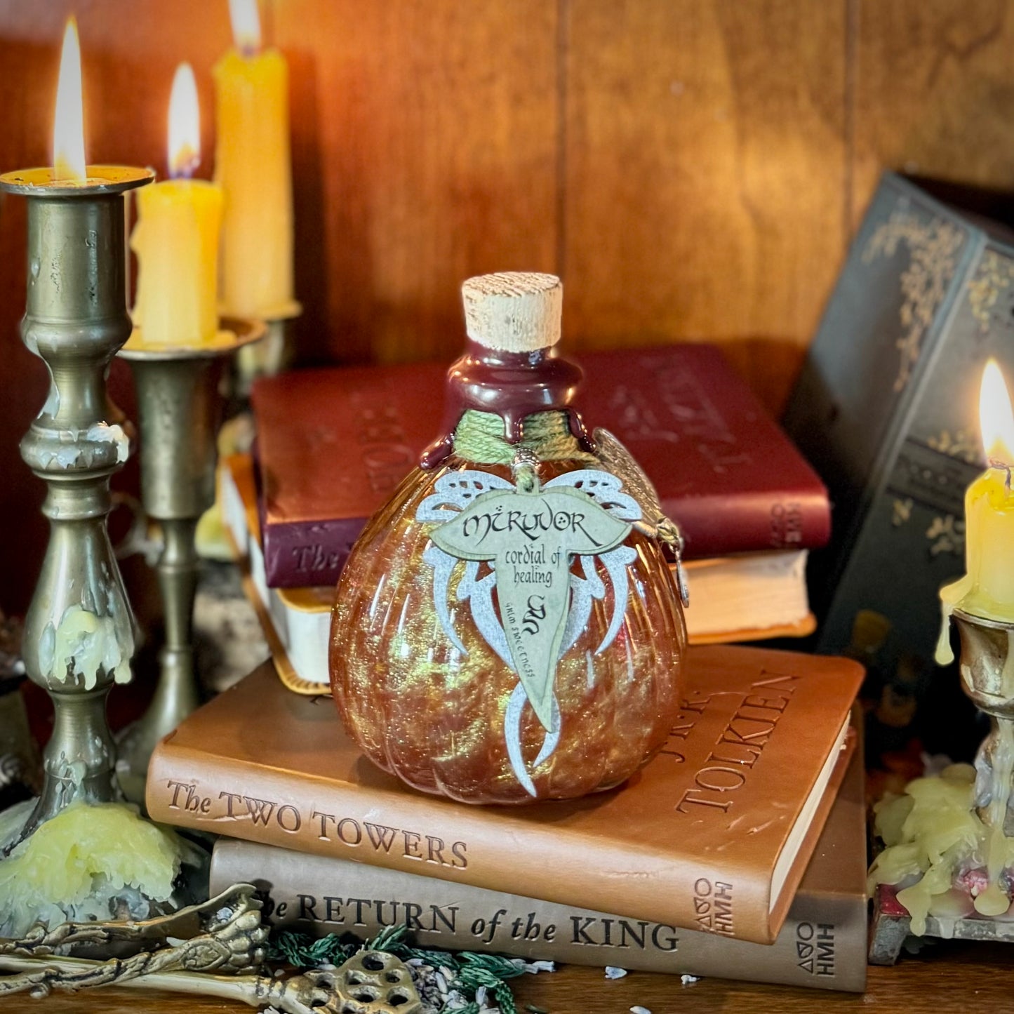 Miruvor, A Color Shifting Fantasy Potion Bottle Prop