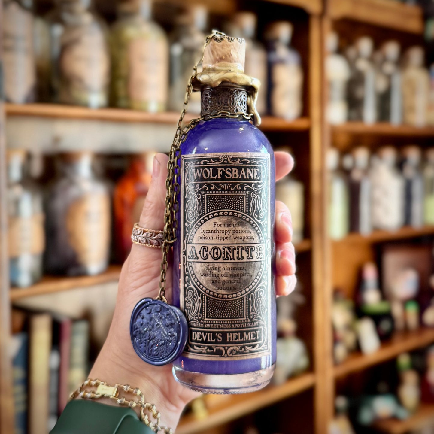 Wolfsbane (Aconite) Potion, Color Changing Potion Bottle Prop