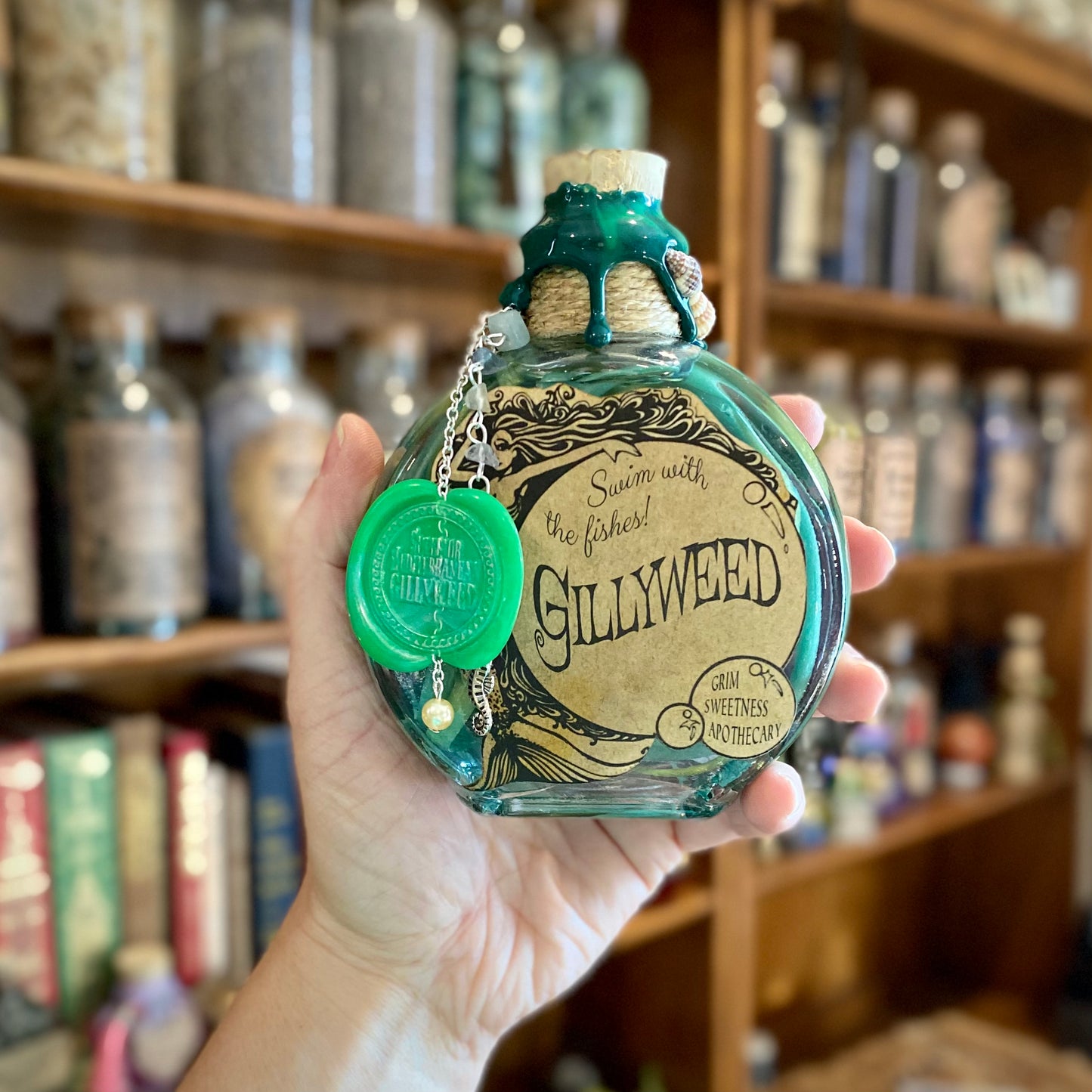 Gillyweed, A Magical Water Plant Potion Bottle Prop