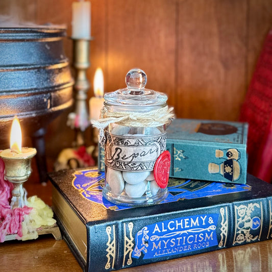 Bezoar Apothecary Jar, Universal Poison Antidote