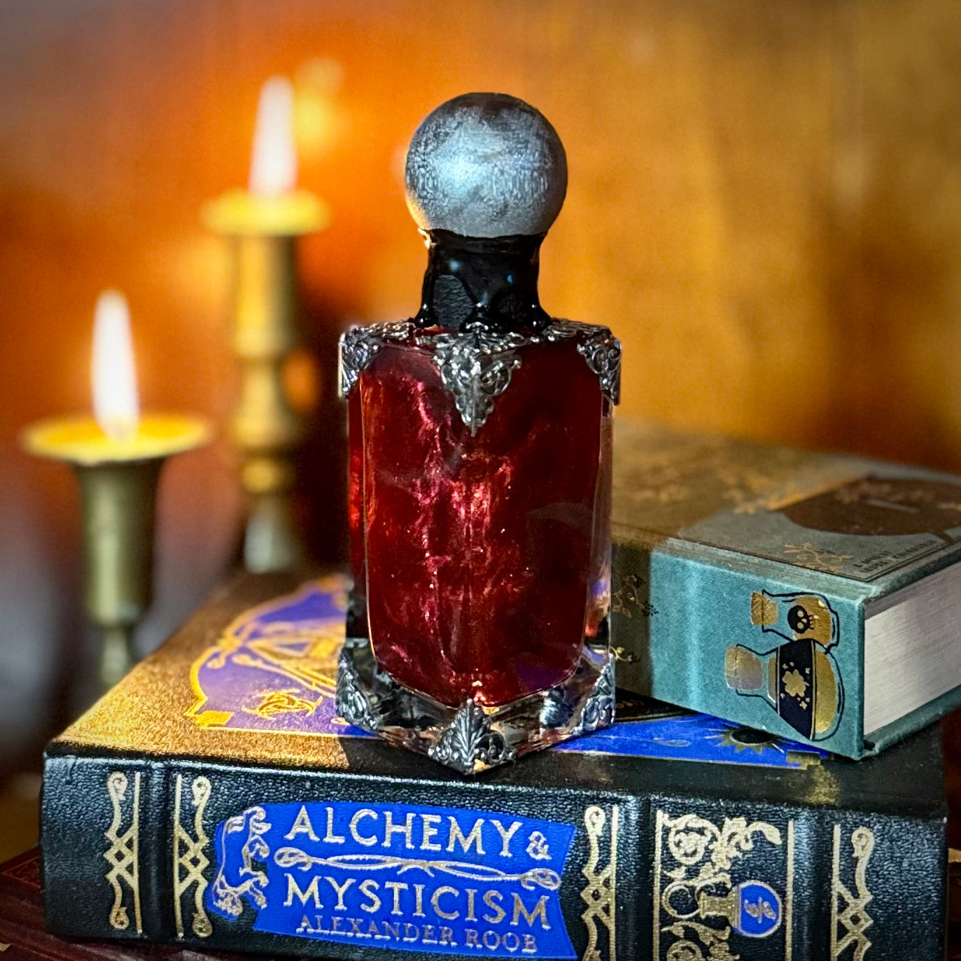 Elixir of Bloodlust, Color Changing Potion Bottle Prop
