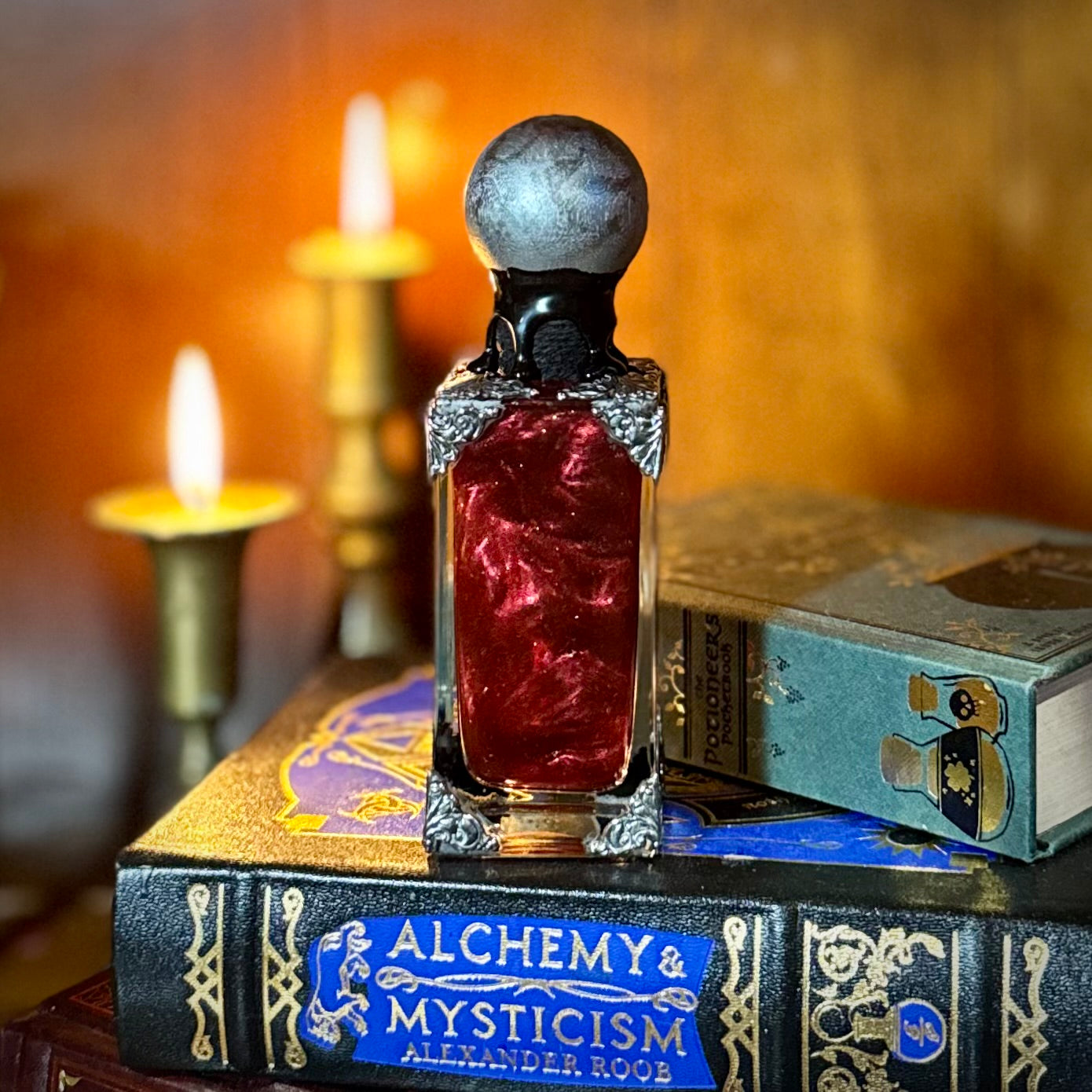 Elixir of Bloodlust, Color Changing Potion Bottle Prop