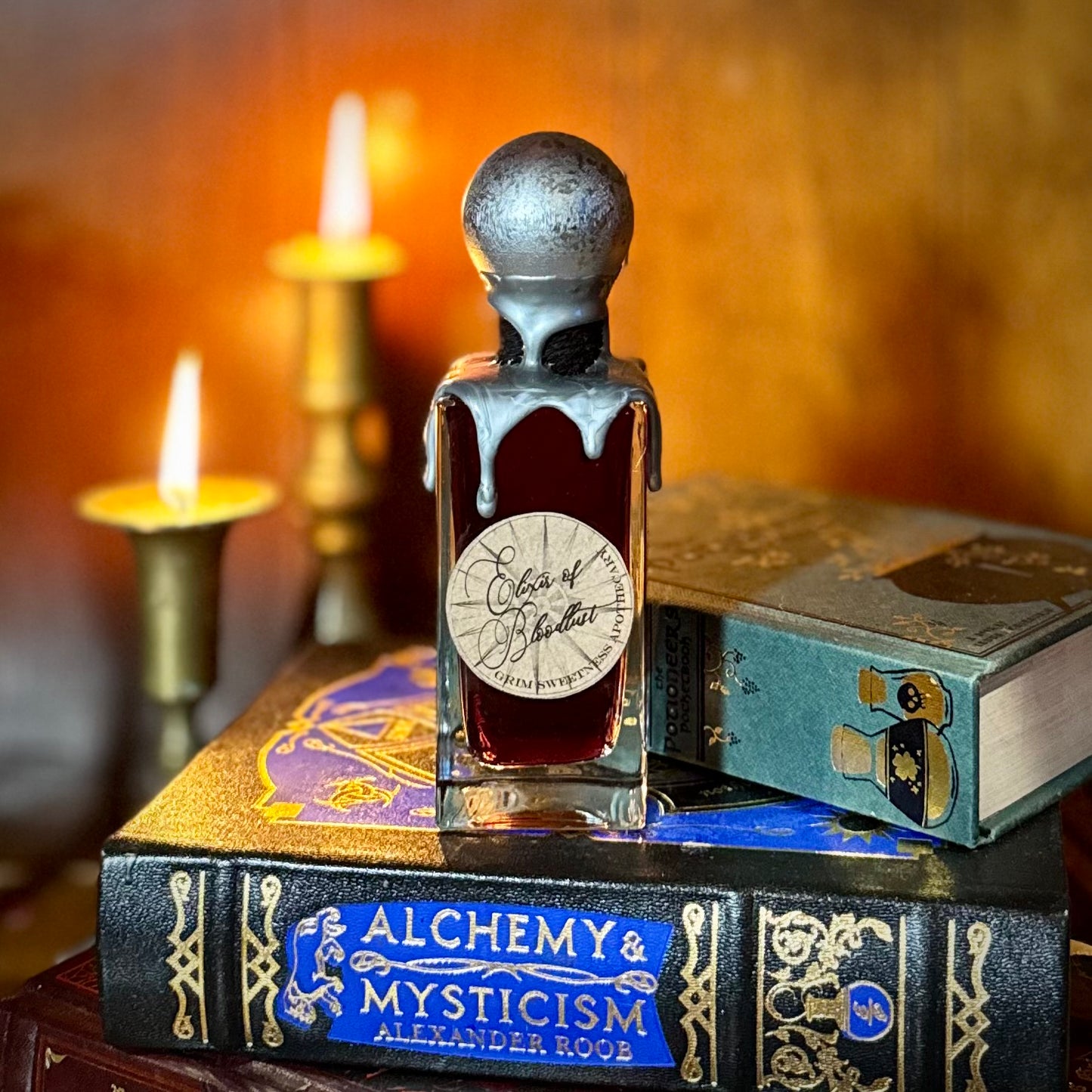 Elixir of Bloodlust, Color Changing Potion Bottle Prop