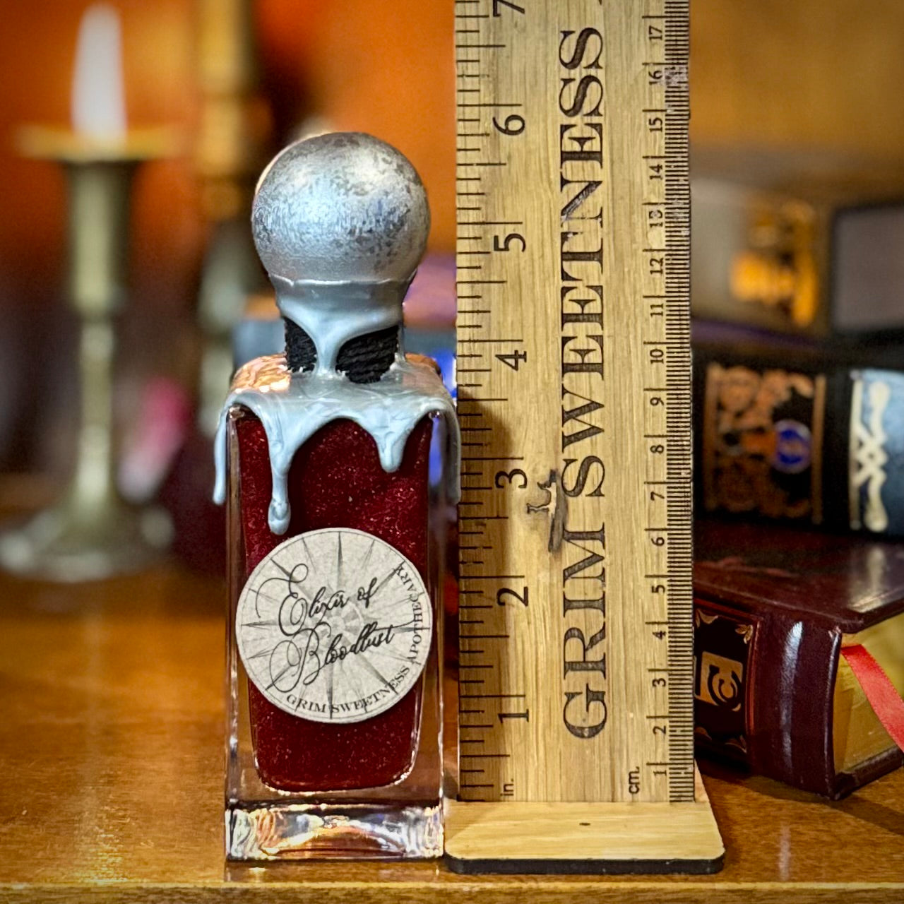 Elixir of Bloodlust, Color Changing Potion Bottle Prop